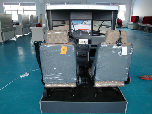 ��܇�{�ģ�M��