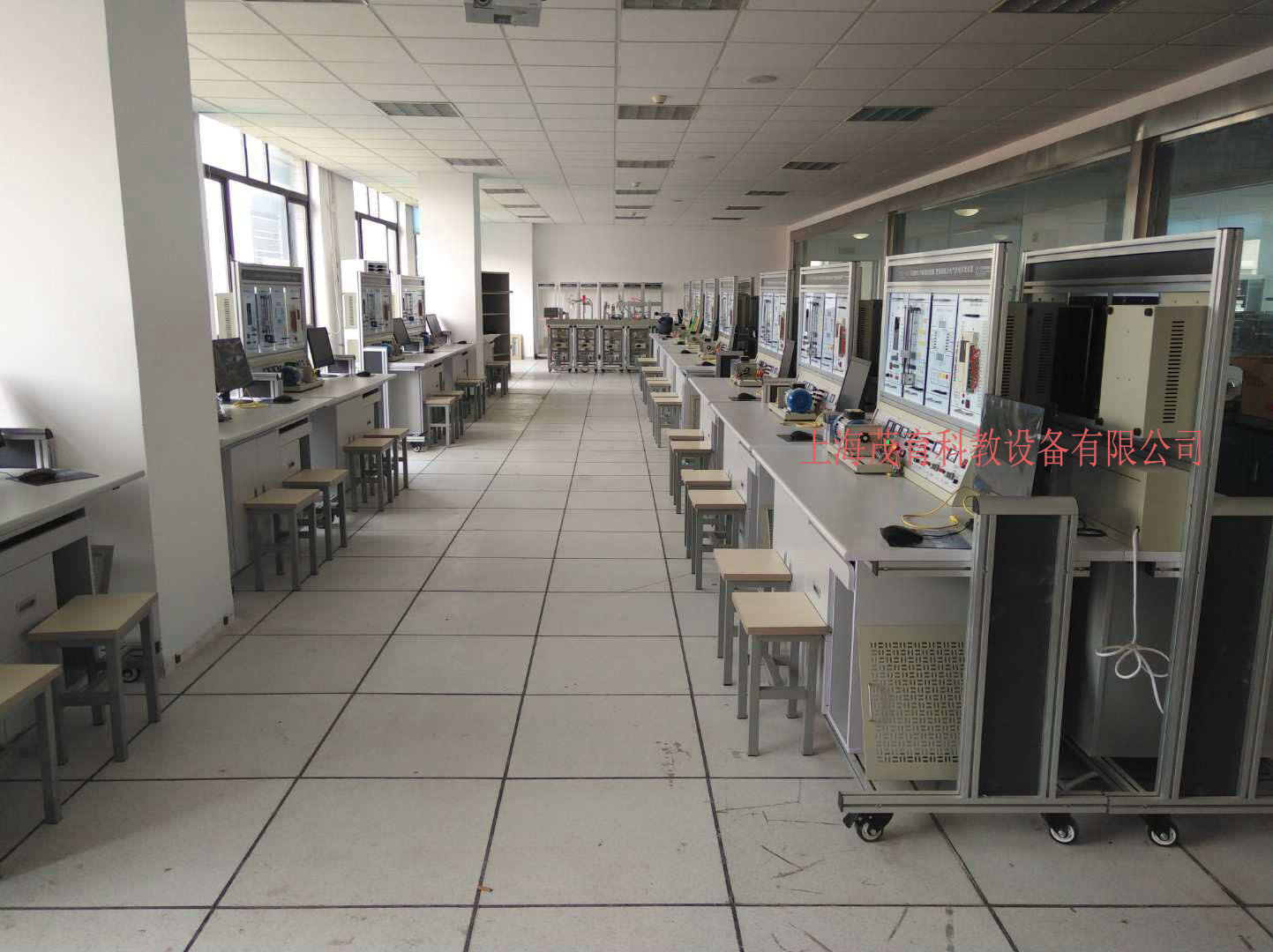 PLC�ɾ���׃�l�{(di��o)��